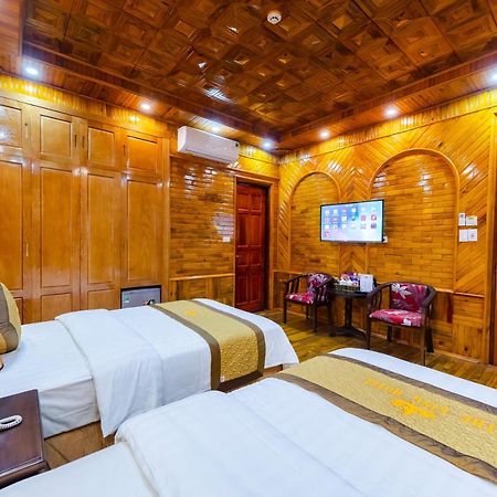 Huong Gia Theking Hotel מראה חיצוני תמונה