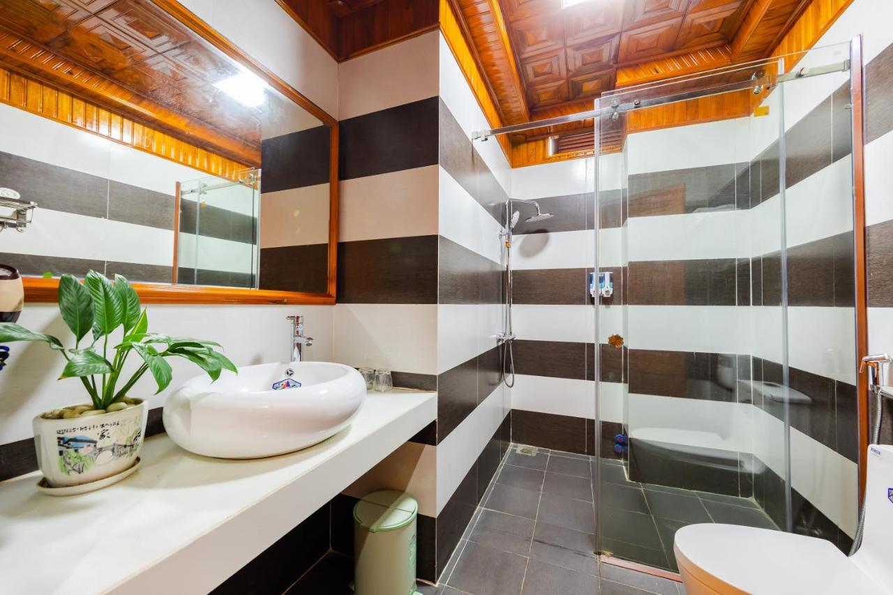 Huong Gia Theking Hotel מראה חיצוני תמונה