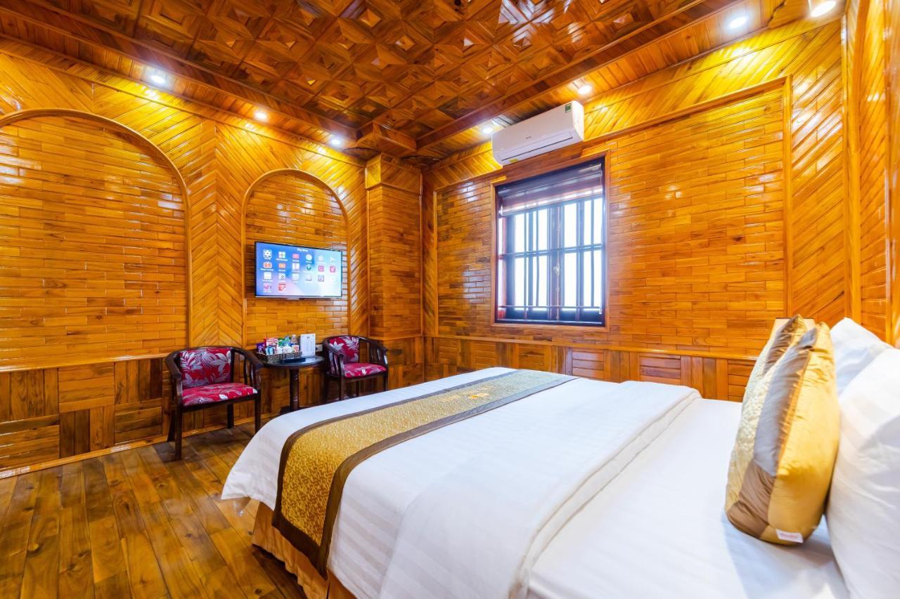 Huong Gia Theking Hotel מראה חיצוני תמונה